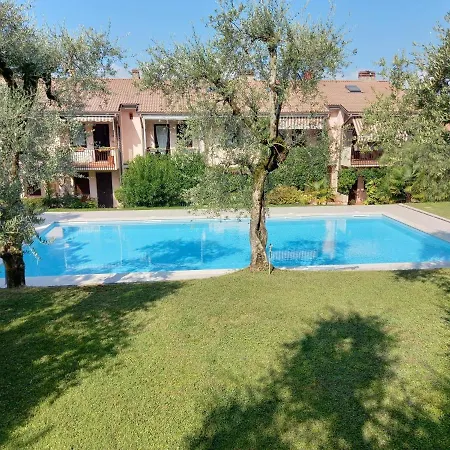 Apartamento Residenza Riviera Degli Olivi Torri Del Benaco
